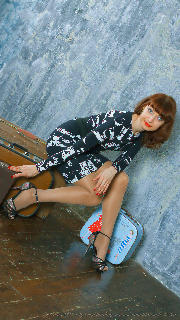 Short dress, high heels, shiny pantyhose <a href='https://www.romantikov.info/?p=albums&set=alenka_nata_studio_1&image=12684056608934152419'>⛶</a>