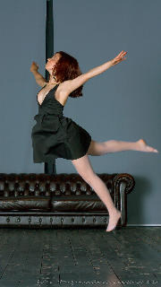 Little dancer <a href='/?p=albums&gallery=studio&image=1372150871387408099'>⛶</a>