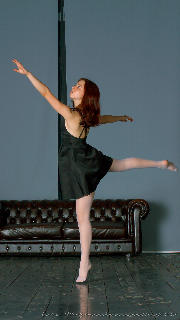 Little dancer <a href='/?p=albums&gallery=studio&image=13949031059970855139'>⛶</a>