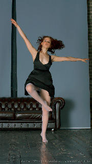 Little dancer <a href='/?p=albums&gallery=upskirt&image=14329572646881229027'>⛶</a>