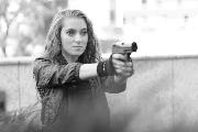 Marta Kulakova, gun play <a href='https://www.romantikov.info/?p=albums&set=martha_mdm_1&image=14455548932'>⛶</a>