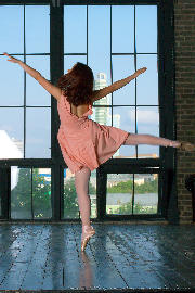 Little ballerina <a href='/?p=albums&gallery=studio&image=1541222886097054179'>⛶</a>