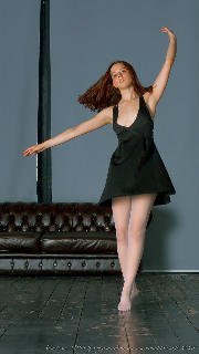 Little dancer <a href='/?p=albums&gallery=studio&image=16214763861663383779'>⛶</a>