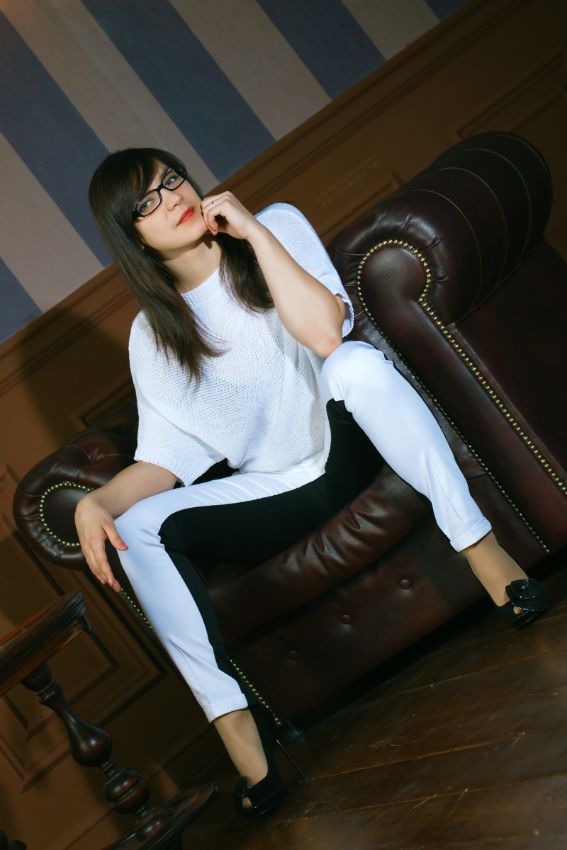 Paulina, monochrome sexuality