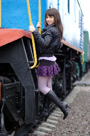 Maryana: brunette, short skirt, and trains <a href='/?p=albums&gallery=boots&image=17727966435'>☰</a>