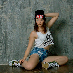 Nata: teenage dancer <a href='/?p=albums&gallery=studio&image=23818710243'>⛶</a>