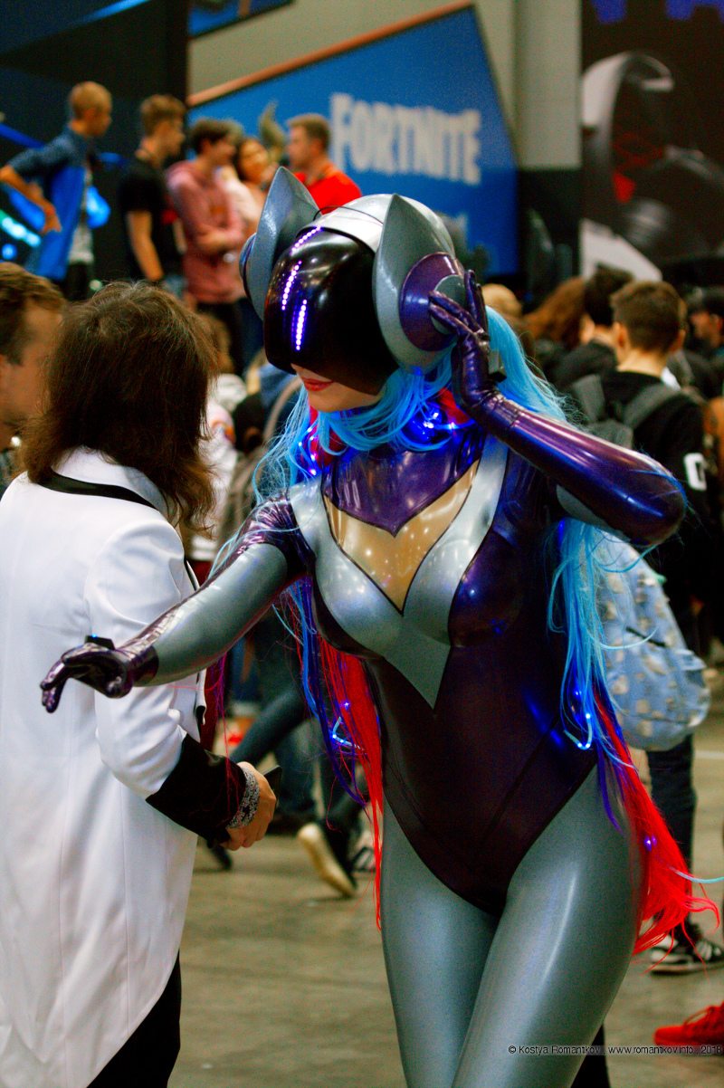 DJ Sona by @olia_levits // Comic Con Russia 2018