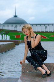 Svetlana: morning in Moscow Victory Park <a href='https://www.romantikov.info/?p=albums&set=sveta_sa_poklonka&image=32896838108'>☰</a>