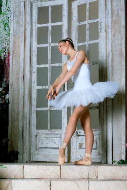 Ballerina - storm of femininity and sexuality <a href='/?p=albums&gallery=sport_dance&image=39324755105'>⛶</a>
