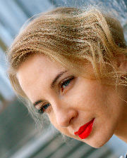 Svetlana: beauty in the city <a href='https://www.romantikov.info/?p=albums&set=sveta_sa_poklonka&image=39903257793'>☰</a>