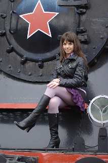 FotoRomantika: Maryana Chikalina and USSR steam engines