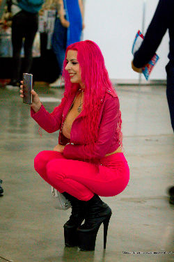 Pink lady  // Comic Con Russia 2018 <a href='/?p=albums&gallery=indoor&image=44930738214'>⛶</a>