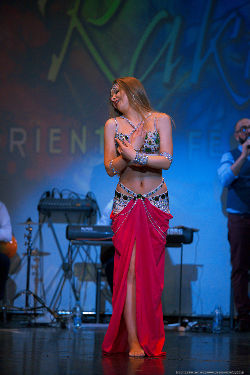Al Rakesa - Alina <a href='/?p=albums&gallery=sport_dance&image=48394661921'>⛶</a>