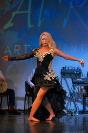 Al Rakesa - Vladlena <a href='/?p=albums&gallery=sport_dance&image=48691473423'>⛶</a>