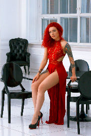 Toma, never know how you see red <a href='https://www.romantikov.info/?p=albums&set=toma_kitsune_studio_4&image=49221621497'>⛶</a>