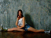 Nata: teenage dancer <a href='https://www.romantikov.info/?p=albums&set=alenka_nata_studio_1&image=49744727008'>☰</a>