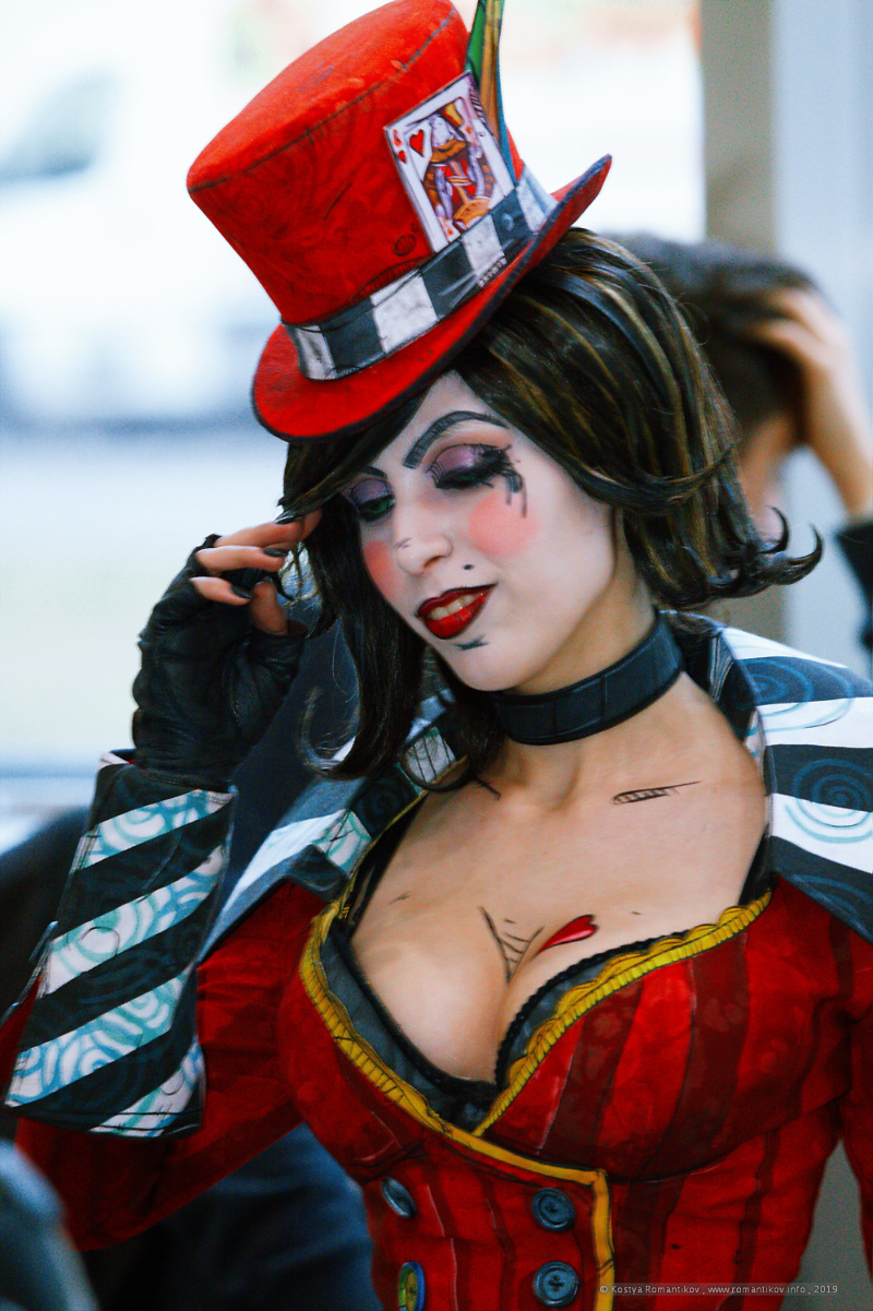 Mad Moxxi from Borderlands cosplay : ComiCon Russia 2018