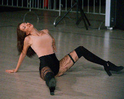 Strip dance <a href='/?p=albums&gallery=sport_dance&image=49928458168'>⛶</a>