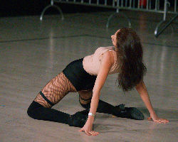 Strip dance <a href='/?p=albums&gallery=sport_dance&image=49940664458'>⛶</a>