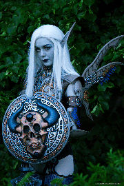 Lineage II Shillien Knight cosplay <a href='/?p=albums&gallery=cosplay&image=50021107278'>☰</a>