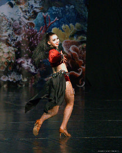 2019_05_XVI WDO: Latina solo style dance <a href='/?p=albums&gallery=sport_dance&image=50053007963'>⛶</a>