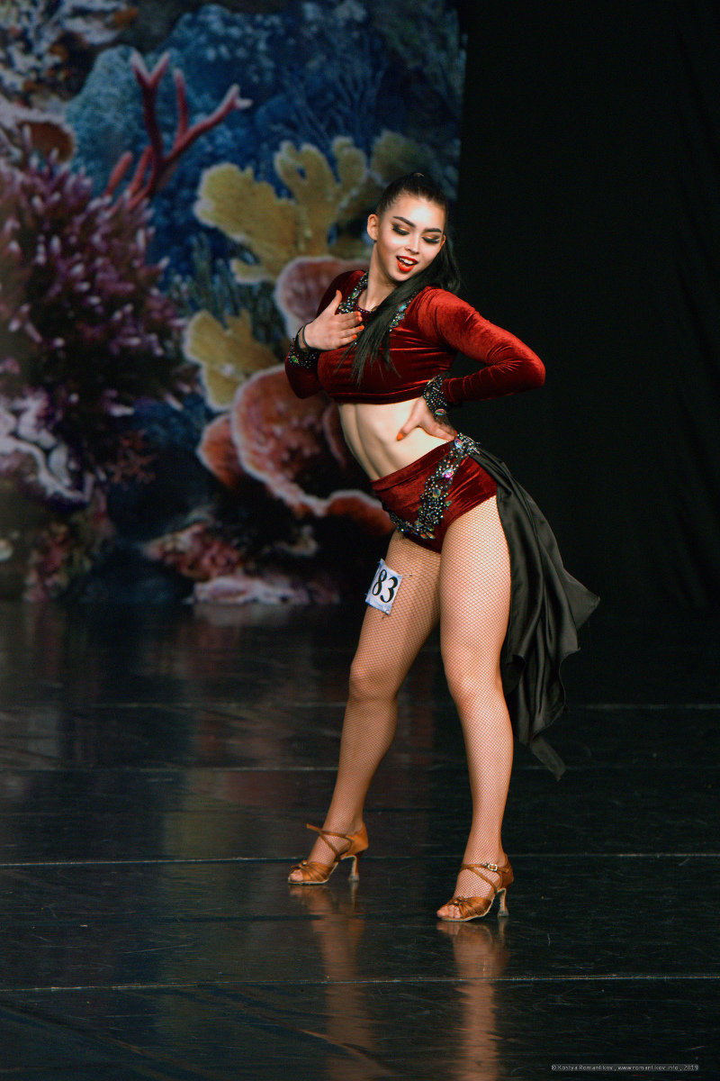 XVI WDO: Latina solo style dance