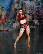 XVI WDO: Latina solo style dance <a href='/?p=albums&gallery=xvi_dance_olympiad&image=50067884392'>⛶</a>