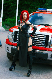 Rayne from BloodRayne 2 cosplay <a href='/?p=albums&gallery=boots&image=50820624476'>☰</a>