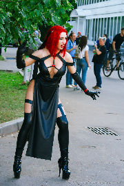 Rayne from BloodRayne 2 cosplay <a href='/?p=albums&gallery=pantyhose&image=50824017177'>☰</a>
