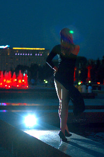 Moscow night fountain dancer