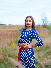 Alenka - near the country house <a href='/?p=albums&gallery=portraits&image=51514180063'>☰</a>