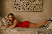 Lady in red <a href='https://www.romantikov.info/?p=albums&set=marusya_klimova_studio_3&image=5151934012880982243'>⛶</a>