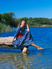 Alenka - I am a free human <a href='https://www.romantikov.info/?p=albums&set=alenka_b_summer_1&image=51541538448'>⛶</a>