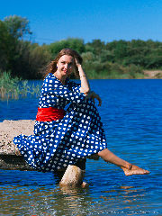 Alenka - I am a free human <a href='https://www.romantikov.info/?p=albums&set=alenka_b_summer_1&image=51548314056'>⛶</a>