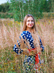 Alenka - near the country house <a href='/?p=albums&gallery=portraits&image=51556468616'>☰</a>