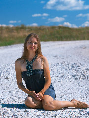 Alenka - every grain of sand <a href='https://www.romantikov.info/?p=albums&set=alenka_b_summer_1&image=51632872754'>⛶</a>