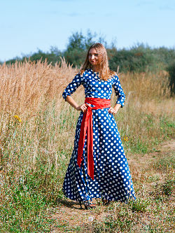 Alenka - near the country house <a href='/?p=albums&gallery=outdoor&image=51636777436'>⛶</a>