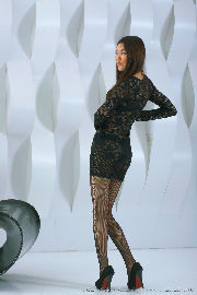 Little black dress <a href='https://www.romantikov.info/?p=albums&set=aliya_studio_1&image=52483157989'>⛶</a>