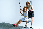 Sisters, studio <a href='https://www.romantikov.info/?p=albums&set=alenka_nata_studio_2&image=53158315654'>⛶</a>