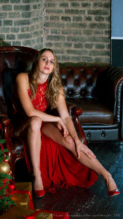 Tanya <a href='/?p=albums&gallery=studio&image=53426872412'>⛶</a>