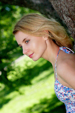 Svetlana, Moscow, Kolomenskoe park (fixed) <a href='/?p=albums&gallery=outdoor&image=6191520310'>⛶</a>