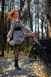 Toma, old park bridge <a href='/?p=albums&gallery=pantyhose&image=6932192057'>☰</a>