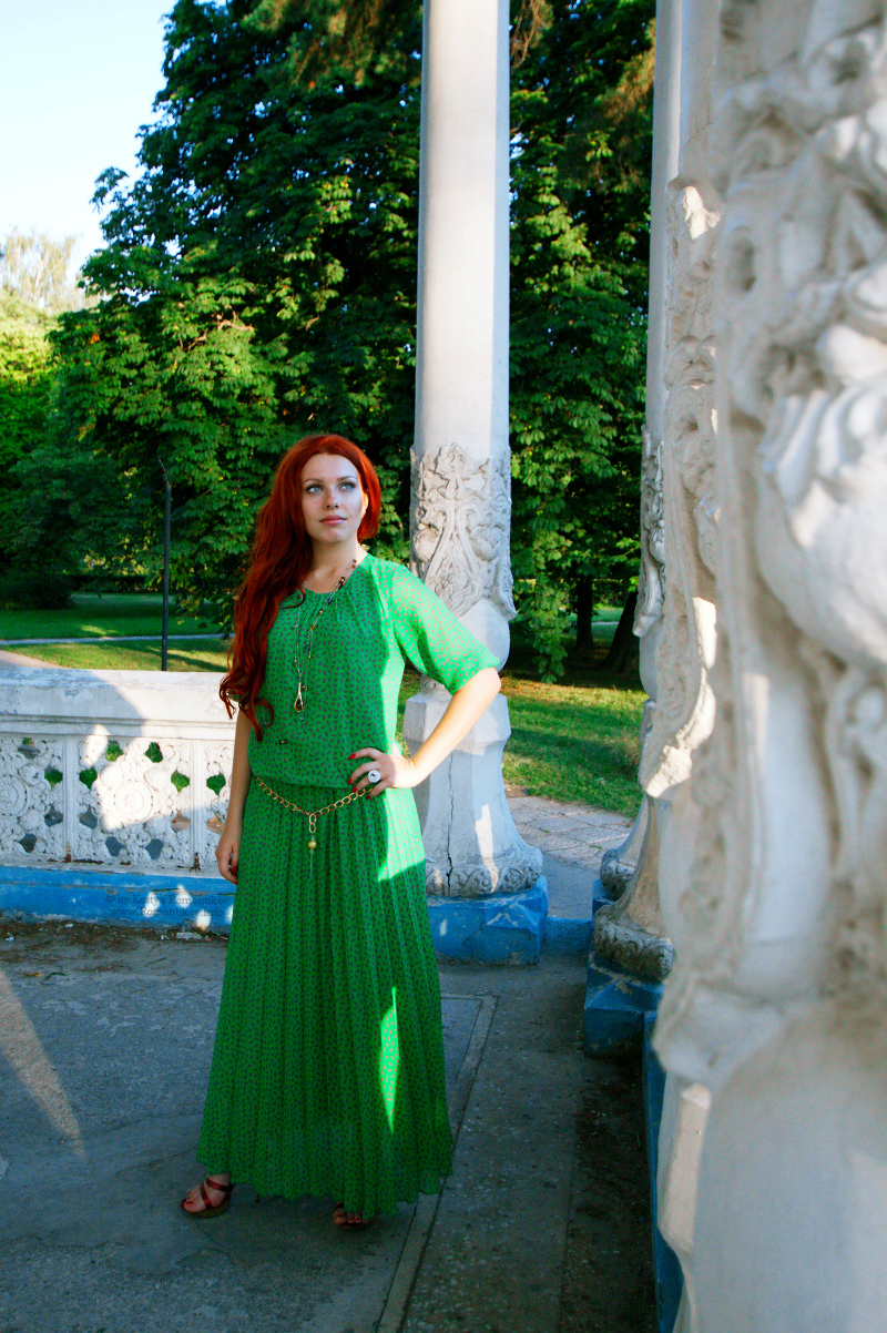 Toma, long green dress