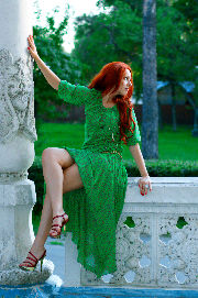 Toma, long green dress