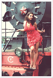 Karina, old time trains <a href='https://www.romantikov.info/?p=albums&set=karina_rzhd_1&image=9720134759'>☰</a>